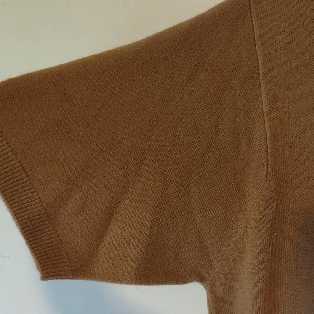 Sag Harbor Soft And Stretchy Tan Knit Top Large - Picture 3 of 4
